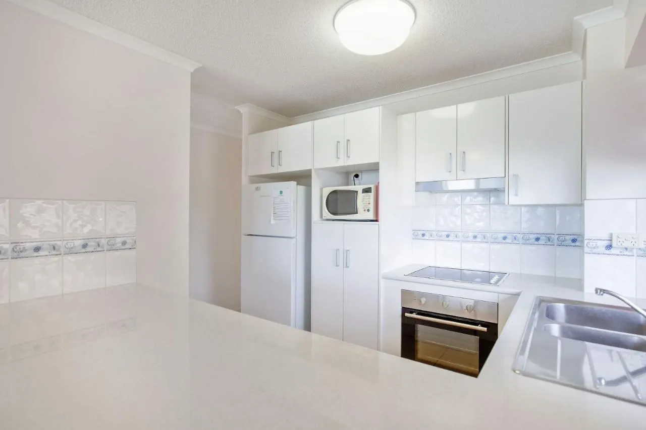 Unit 8 Phoenix Apartments Coolum Beach 0*,